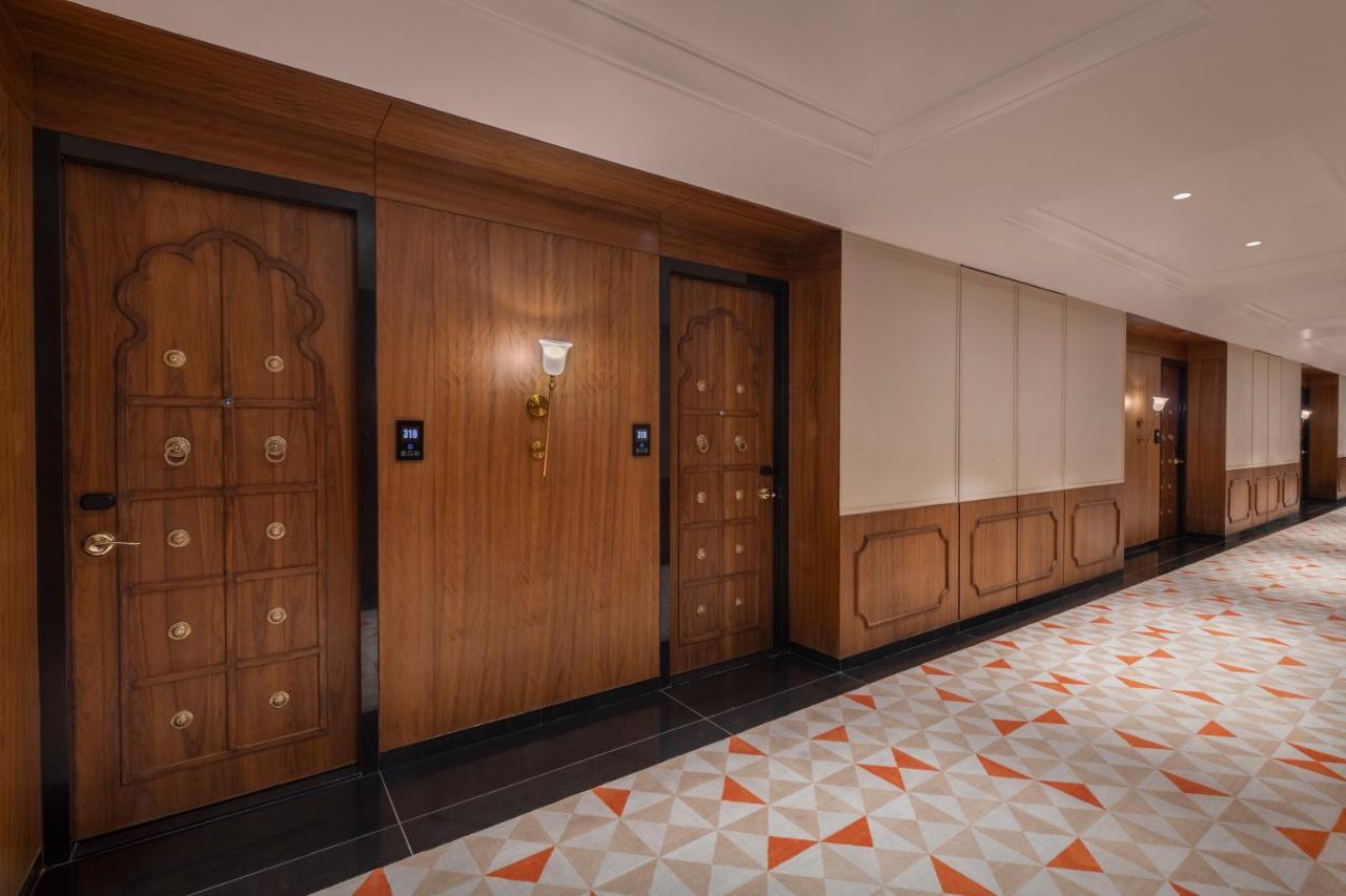 Uday Palace Navsari, A Member Of Radisson Individuals Exterior foto